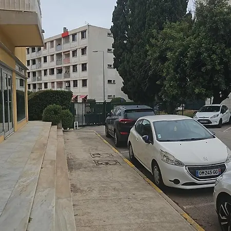 Agreable Avec Parking Prive Appartement *