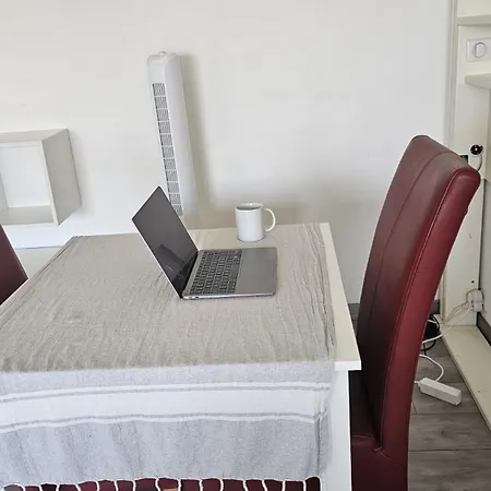 Agreable Avec Parking Prive Appartement *